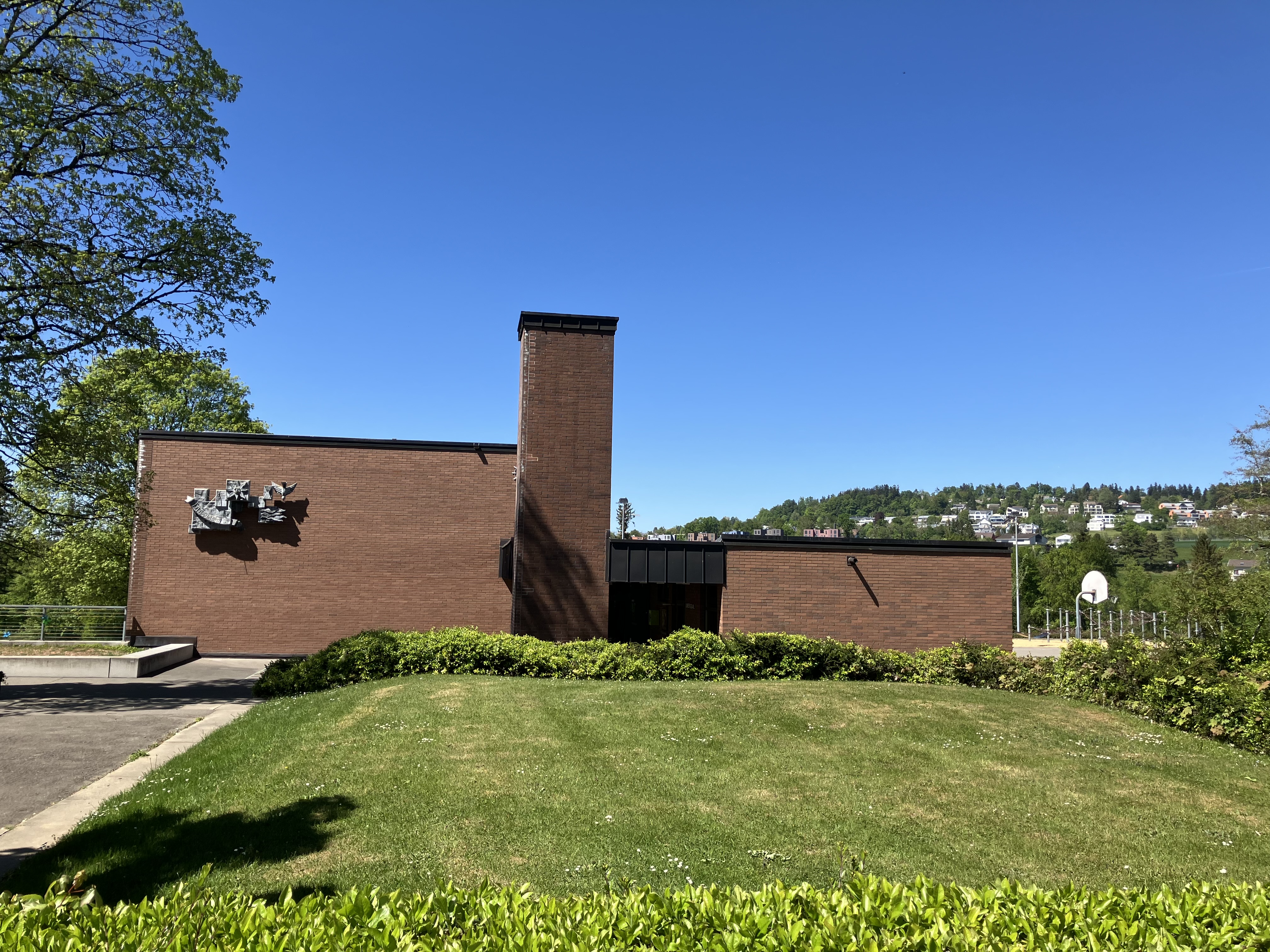Schulhaus Limberg – unser Spielort